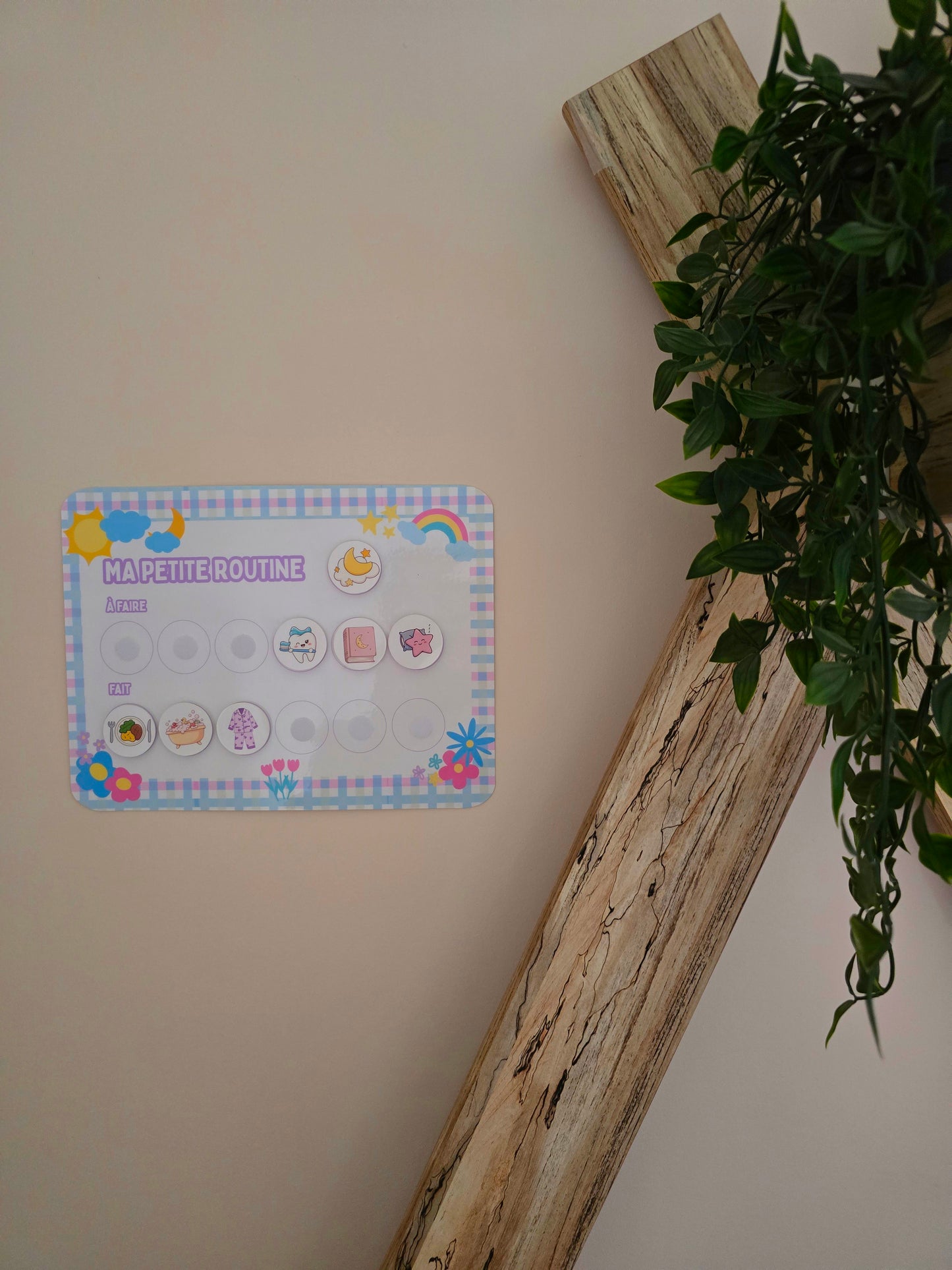 Petite Routine Fleurie – Tableau interactif matin et soir avec icônes en velcro (2–7 ans)