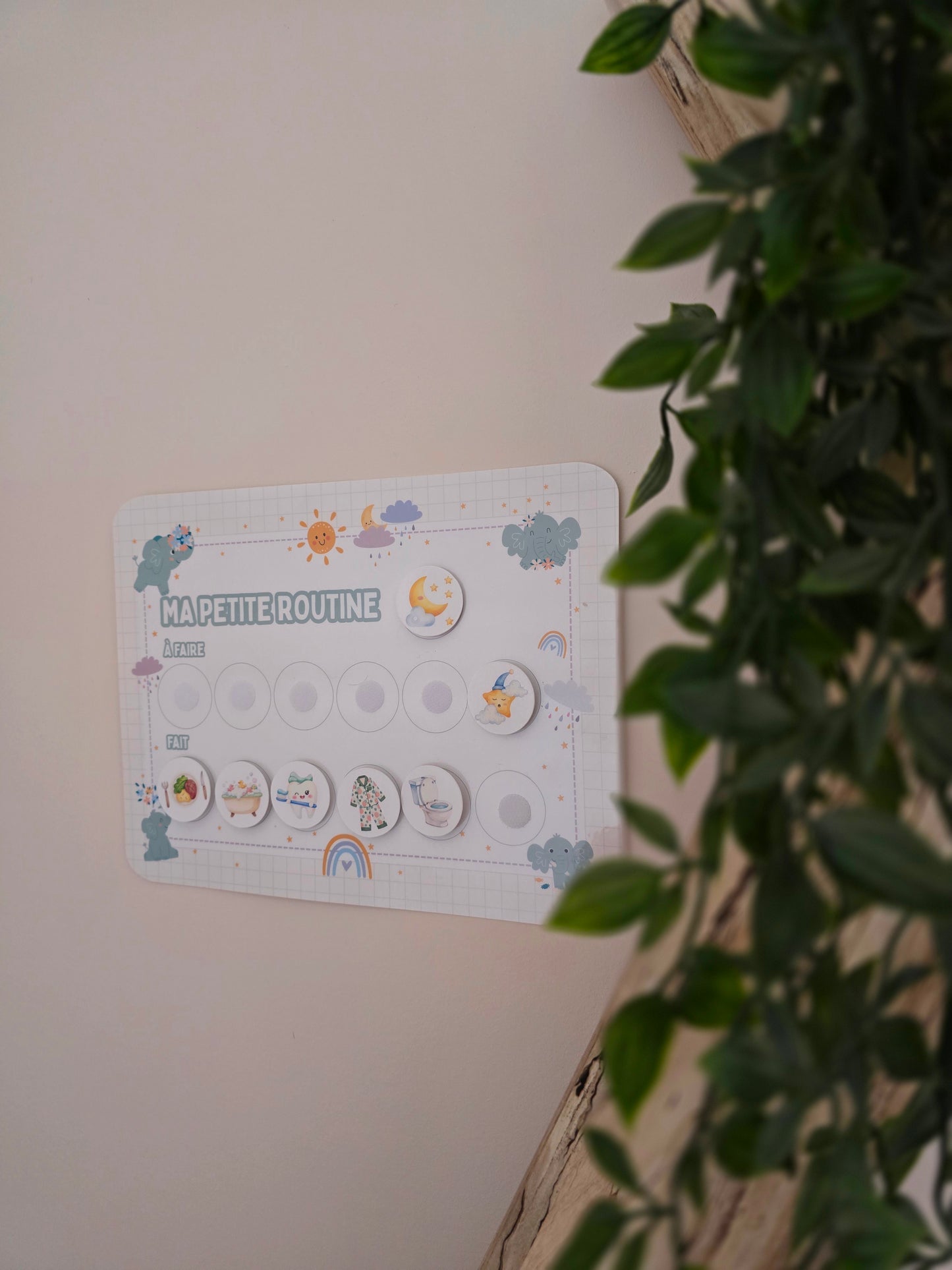 Petite Routine Éléphanteau – Tableau interactif matin et soir avec icônes en velcro (2–7 ans)